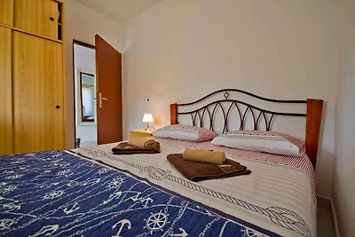 Studio-Apartment für 2–3 Personen, 10 m vom M