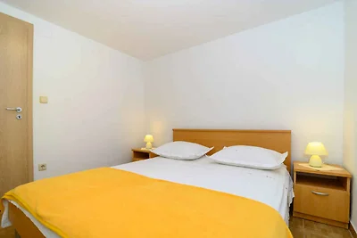 Ferienwohnung mit Klimaanlage und Grill