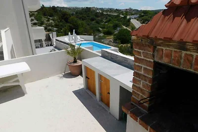 Gemütliche Ferienwohnung Huljev in Primošten 