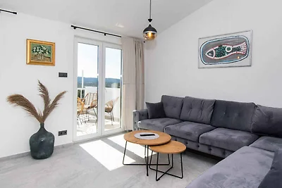 Ferienwohnung mit Klimaanlage, Whirlwanne und