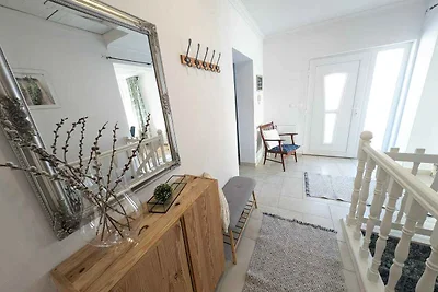 Ferienwohnung mit Klimaanlage, WLAN und Ausbl