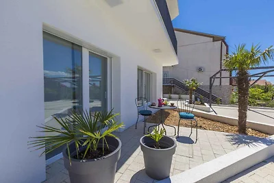 Ferienwohnung mit Pool und WLAN