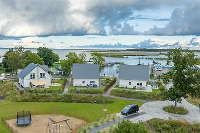 Ferienhaus mit Blick auf den See