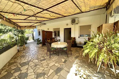 Ferienwohnung klimatisiert mit Terrasse