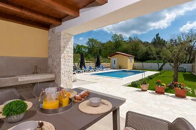 Villa mit Pool im Süden Istriens