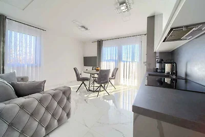 Ferienwohnung Luxuriöse Entspannung – Mirna m