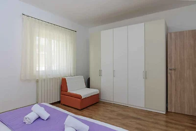 Ferienwohnung mit Balkon und Meerblick