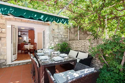 Ferienhaus mit Gartenterrasse und Klimaanlage