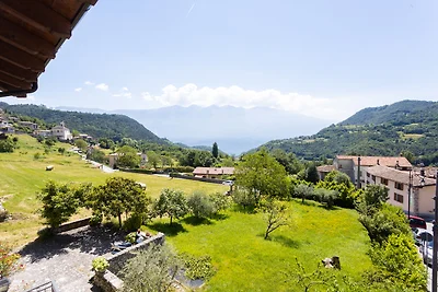 Ferienhaus mit Balkon und Garten