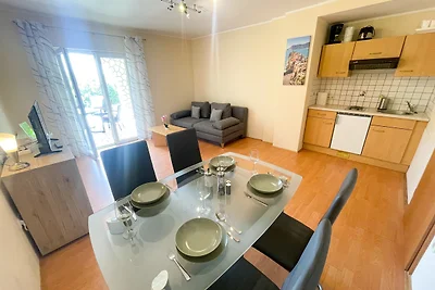 Ferienwohnung mit Terrasse und Klimaanlage