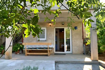 Ferienwohnung mit Terrasse und Klimaanlage