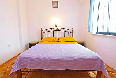 Ferienwohnung mit Klimaanlage und Terrasse