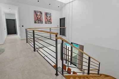 Ferienhaus mit Aussenpool