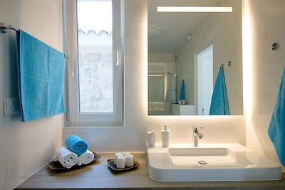 Ferienhaus am Wasser mit direktem