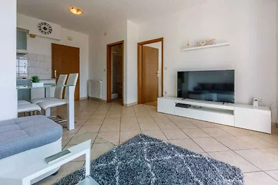 Ferienwohnung mit Balkon und Meerblick