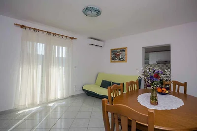 Ferienwohnung mit Klimaanlage und Grill