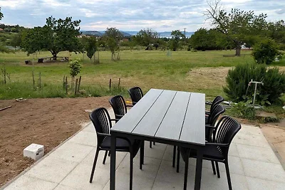 Ferienwohnung mit ruhiger Lage und Ausblick a