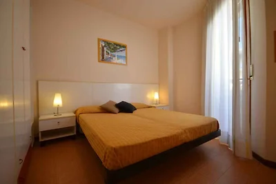 Ferienwohnung mit Klimaanlage und Balkon