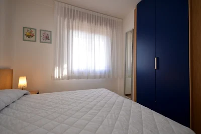 Ferienwohnung mit Klimaanlage und Balkon