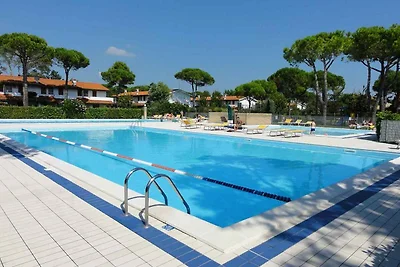 Ferienwohnung mit Garten, Schwimmbad, ruhiger