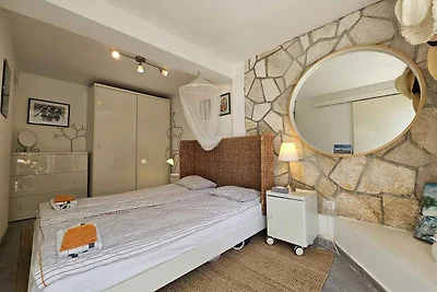 Ferienwohnung mit Terrasse und Meerblick