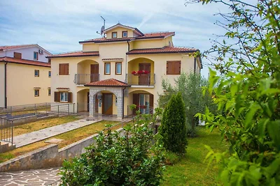 Appartamento Vacanza con famiglia Radosinovci