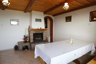 Ferienhaus mit Balkon und Garten