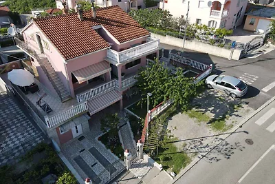 Ferienwohnung mit Terrasse und Klimaanlage
