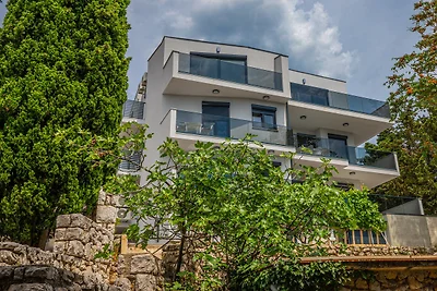 Ferienwohnung mit Meerblick und Pool