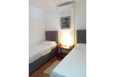 Ferienwohnung mit Terrasse und Meerblick