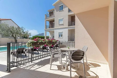 Ferienwohnung mit Terrasse und Klimaanlage