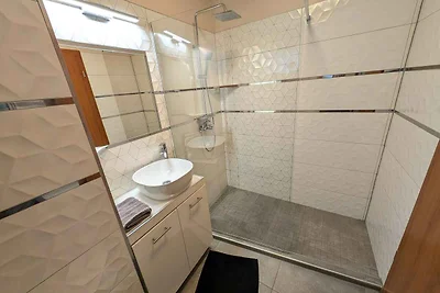 Ferienwohnung mit Wellness und Panorama auf d