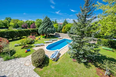 Villa mit Klimaanlage und Pool