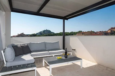 Holiday flat family holiday Tribunj