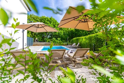 Ferienwohnung Apartment mit Pool