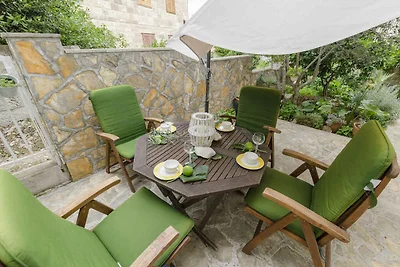 Ferienwohnung mit Klimaanlage und Terrasse