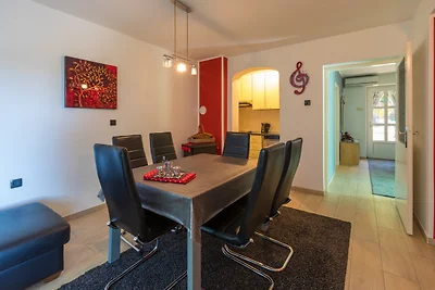 Ferienwohnung mit Klimaanlage und Terrasse