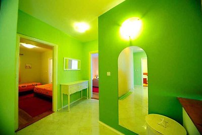 Ferienhaus mit Poollandschaft