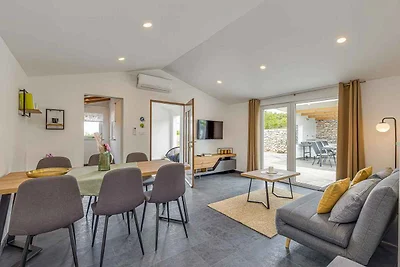 Ferienhaus mit Swimmingpool