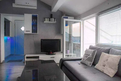 Ferienwohnung mit Seeblick und Balkon