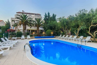 Ferienwohnung mit Pool, Grill und Terrasse