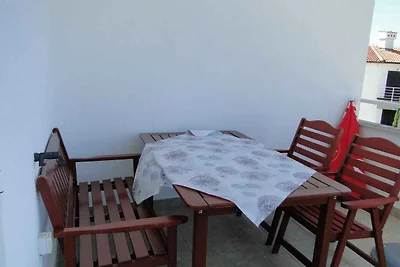 Ferienwohnung mit Balkon und Blick aufs Meer