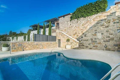 Villa mit Pool und Sauna