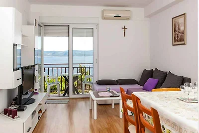 Ferienwohnung mit Terrasse und Meerblick