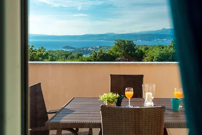 Ferienwohnung mit Terrasse und Klimaanlage