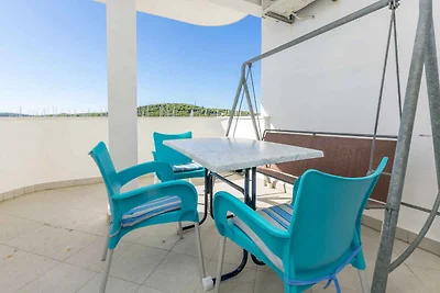 Ferienwohnung mit Balkon und Klimaanlage