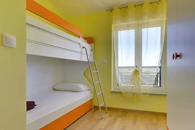 Ferienwohnung mit Pool und Klimaanlage