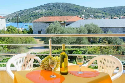 Apartment für 5 Personen mit Meerblick und Ba