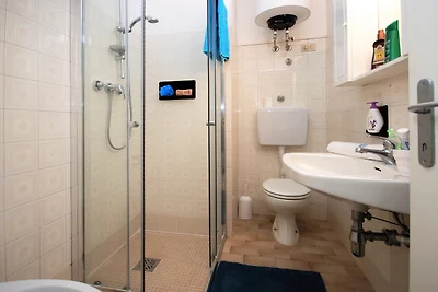 Ferienwohnung mit Klimaanlage und Balkon