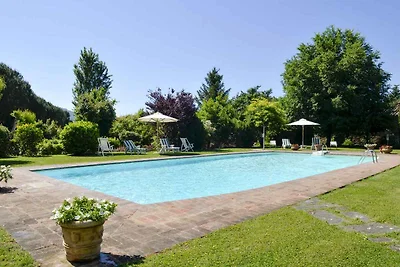 Ferienwohnung mit Aussenpool und WLAN